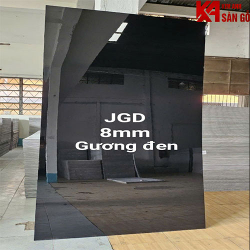 Tấm Ốp Than Tre Tráng Gương Đen Bóng GR 8mm
